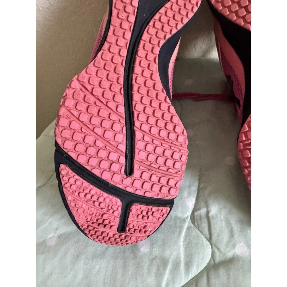 KURU Pink/Black Athletic Sneakers Women’s Style 201317 Size 6